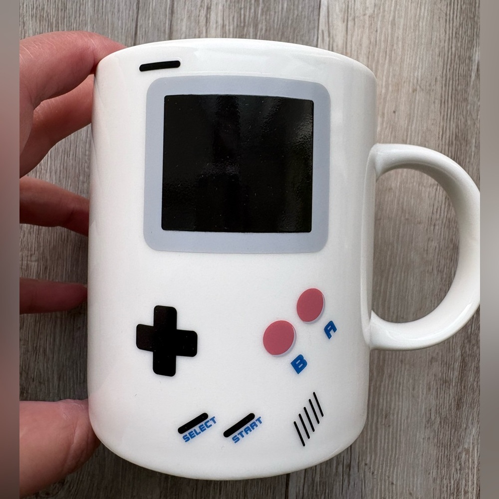 Livarno Home Color changing Mug Nintendo Game Boy Mug, Beige Coffee Tea Mug